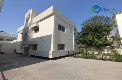 Villa - 4 Bedrooms - 4 Bathrooms for rent in Mahooz - Manama - Capital Governorate