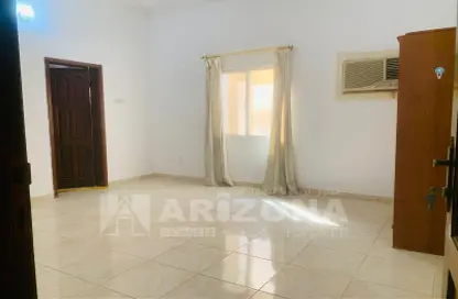 Apartment - 2 Bedrooms - 2 Bathrooms for rent in Mahooz - Manama - Capital Governorate