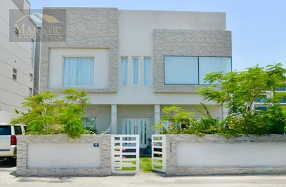 Villa - 4 Bedrooms - 6 Bathrooms for sale in The Lagoon - Amwaj Islands - Muharraq Governorate