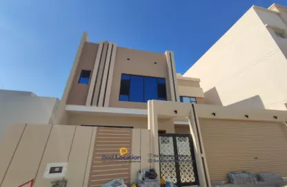 Villa - 4 Bedrooms - 6 Bathrooms for sale in Tubli - Central Governorate