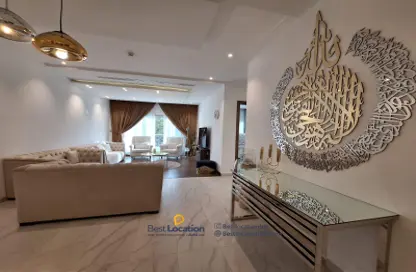 Apartment - 3 Bedrooms - 2 Bathrooms for sale in Janabiya - Northern Governorate