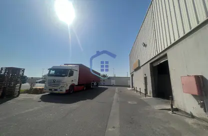 Warehouse - Studio - 1 Bathroom for rent in Hidd - Muharraq Governorate