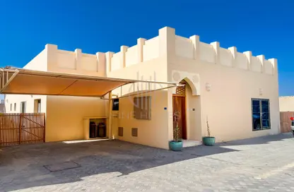 Villa - 3 Bedrooms - 3 Bathrooms for rent in Hamala - Northern Governorate