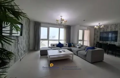 Apartment - 2 Bedrooms - 2 Bathrooms for rent in Amwaj Avenue - Amwaj Islands - Muharraq Governorate