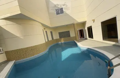 Villa - 4 Bedrooms - 4 Bathrooms for rent in Janabiya - Northern Governorate