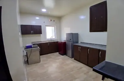 Apartment - 3 Bedrooms - 2 Bathrooms for rent in Tubli - Central Governorate