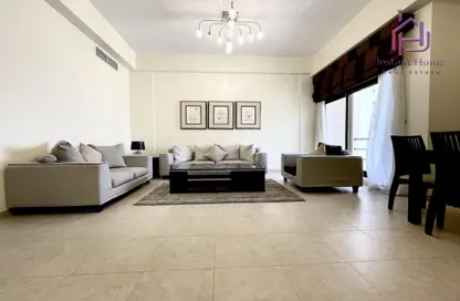 Apartment - 2 Bedrooms - 2 Bathrooms for rent in Sanabis - Manama - Capital Governorate