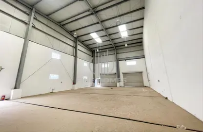 Warehouse - Studio - 1 Bathroom for rent in Salmabad - Central Governorate