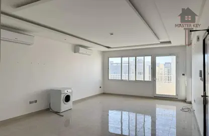 Apartment - 3 Bedrooms - 3 Bathrooms for sale in Hidd - Muharraq Governorate