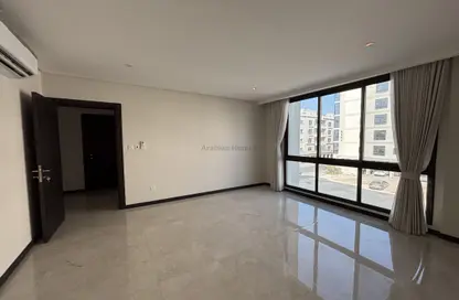 Apartment - 2 Bedrooms - 2 Bathrooms for rent in Janabiya - Northern Governorate