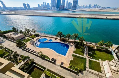 Apartment - 2 Bedrooms - 4 Bathrooms for rent in Reef Island - Capital Governorate