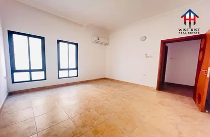 Apartment - 2 Bedrooms - 2 Bathrooms for rent in Tubli - Central Governorate