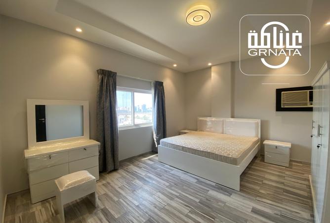 Apartment - 2 Bedrooms - 2 Bathrooms for rent in Al Juffair - Capital Governorate