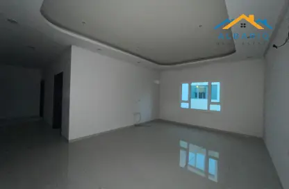 Apartment - 3 Bedrooms - 3 Bathrooms for rent in Hidd - Muharraq Governorate