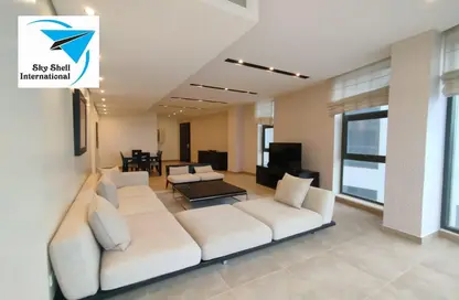 Apartment - 2 Bedrooms - 2 Bathrooms for rent in Sanabis - Manama - Capital Governorate