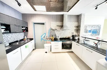 Apartment - 3 Bedrooms - 3 Bathrooms for sale in Reef Island - Capital Governorate