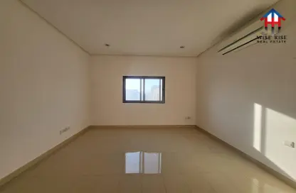 Apartment - 2 Bedrooms - 2 Bathrooms for rent in Hidd - Muharraq Governorate