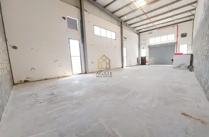 Warehouse - Studio - 1 Bathroom for rent in Hidd - Muharraq Governorate