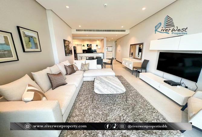 Apartment - 3 Bedrooms - 5 Bathrooms for rent in Reef Island - Capital Governorate