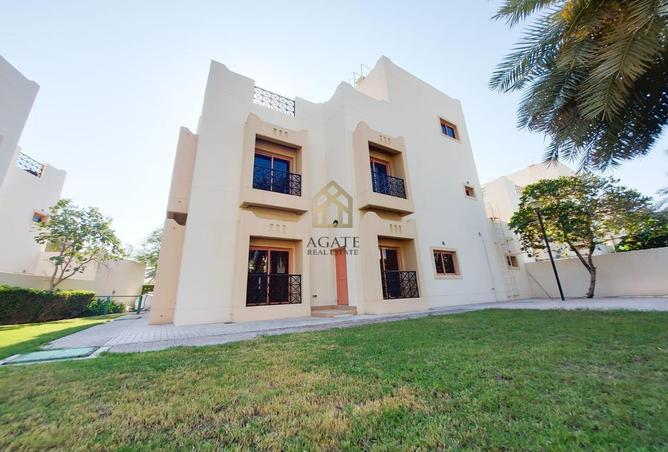 Villa - 5 Bedrooms - 6 Bathrooms for rent in Saar - Northern Governorate