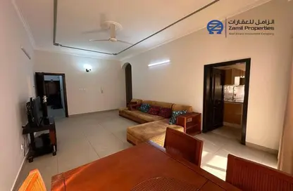 Apartment - 2 Bedrooms - 2 Bathrooms for rent in Mahooz - Manama - Capital Governorate