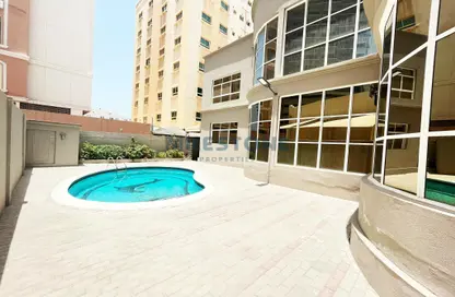 Villa - Studio - 6 Bathrooms for rent in Seef - Capital Governorate