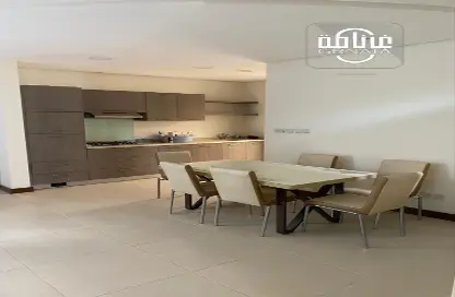 Villa - 5 Bedrooms - 6 Bathrooms for rent in Diyar Al Muharraq - Muharraq Governorate