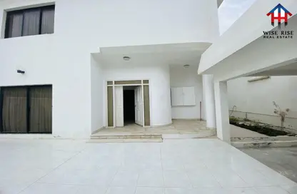 Villa - 4 Bedrooms - 4 Bathrooms for sale in Mahooz - Manama - Capital Governorate