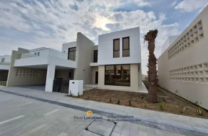 Villa - 4 Bedrooms - 5 Bathrooms for rent in Saar - Northern Governorate