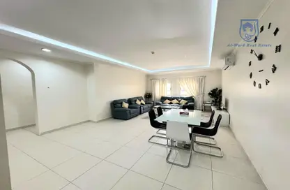 Apartment - 3 Bedrooms - 2 Bathrooms for rent in Busaiteen - Muharraq Governorate