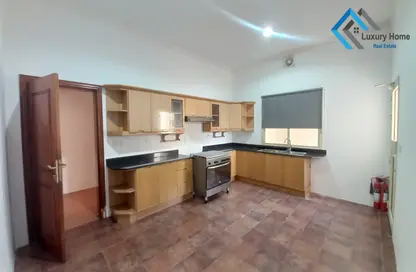 Apartment - 4 Bedrooms - 3 Bathrooms for rent in Janabiya - Northern Governorate