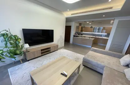 Apartment - 1 Bedroom - 2 Bathrooms for rent in Seef - Capital Governorate