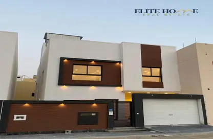 Villa - 5 Bedrooms - 5 Bathrooms for sale in Hamad Town - Northern Governorate