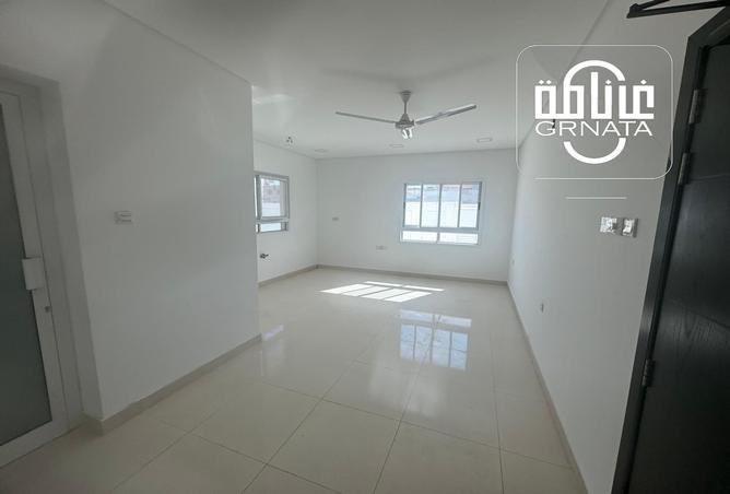 Apartment - 3 Bedrooms - 3 Bathrooms for rent in Zinj - Manama - Capital Governorate