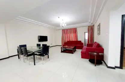 Apartment - 2 Bedrooms - 2 Bathrooms for rent in Al Juffair - Capital Governorate