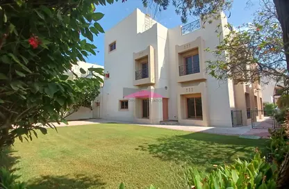 Villa - 4 Bedrooms - 5 Bathrooms for rent in Saar - Northern Governorate