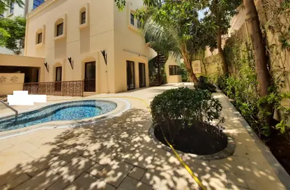 Villa - 4 Bedrooms - 5 Bathrooms for rent in Um Al Hasam - Manama - Capital Governorate