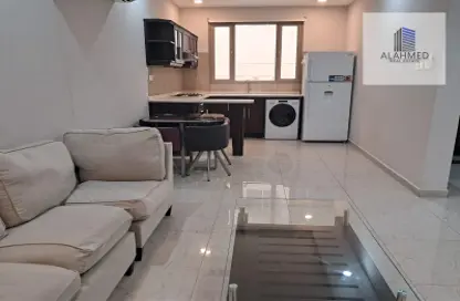 Apartment - 2 Bedrooms - 2 Bathrooms for rent in Seef - Capital Governorate