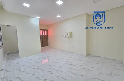 Apartment - 1 Bathroom for rent in Busaiteen - Muharraq Governorate