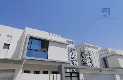 Villa - 4 Bedrooms - 5 Bathrooms for rent in Saar - Northern Governorate