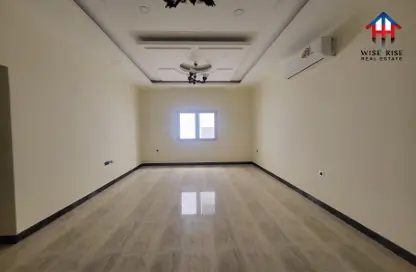 Apartment - 3 Bedrooms - 3 Bathrooms for rent in Hidd - Muharraq Governorate