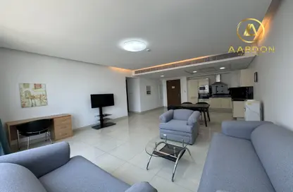 Apartment - 2 Bedrooms - 3 Bathrooms for rent in Al Juffair - Capital Governorate