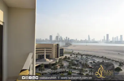 Apartment - 2 Bedrooms - 2 Bathrooms for rent in Busaiteen - Muharraq Governorate