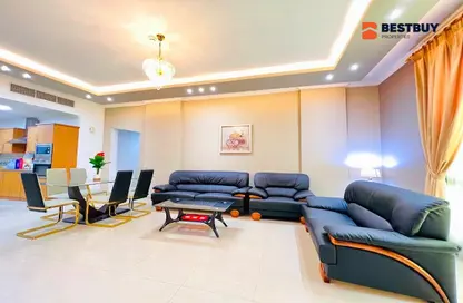 Apartment - 2 Bedrooms - 2 Bathrooms for rent in Al Juffair - Capital Governorate