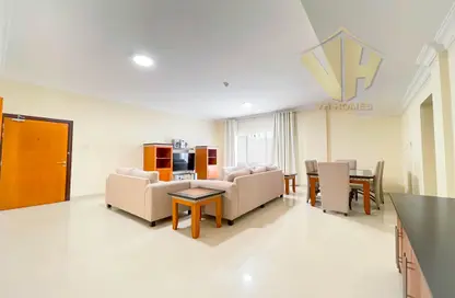 Apartment - 3 Bedrooms - 2 Bathrooms for rent in Al Juffair - Capital Governorate