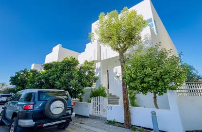 Villa - 4 Bedrooms - 4 Bathrooms for rent in Salmaniya - Manama - Capital Governorate