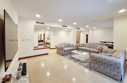 Apartment - 2 Bedrooms - 3 Bathrooms for rent in Adliya - Manama - Capital Governorate