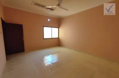 Apartment - 2 Bedrooms - 1 Bathroom for rent in Manama - Capital Governorate