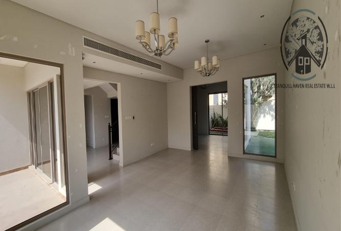 Villa - 4 Bedrooms - 5 Bathrooms for rent in Janabiya - Northern Governorate