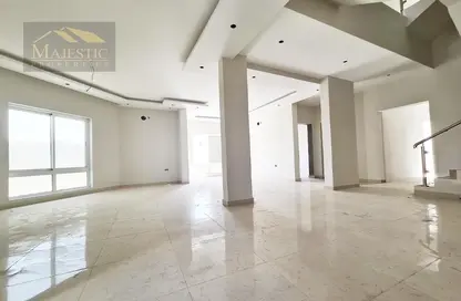 Villa - 4 Bedrooms - 5 Bathrooms for sale in Bani Jamra - Northern Governorate